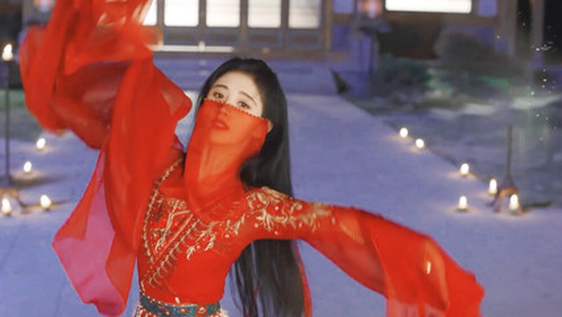 鞠婧祎