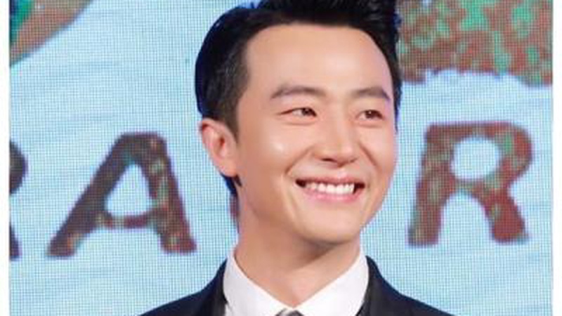 黄轩恋爱四年后大方晒合照：这才是成年人理想爱情的样子